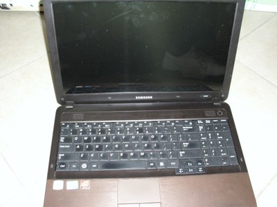 Laptop Samsung NP-R540-JT01PL 15,6 " Intel Core i3 0 GB brązowy