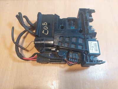 Клемма mercedes w204 a2045401150 фото №1