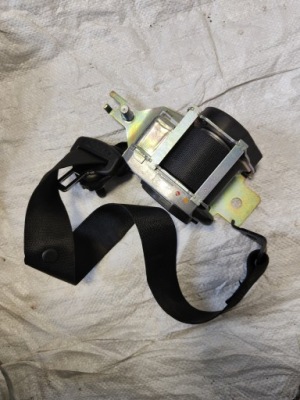 Mercedes w166 pas безпеки lh a1668603185 фото №1