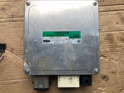 Toyota блок управления бортовой компьютер модуль 89650-42070 фото №1