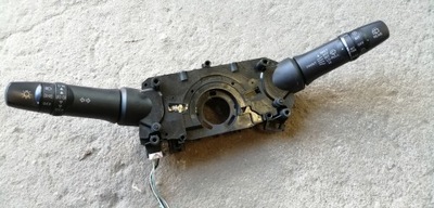 Mitsubishi space star ii перемикач 8617a132 фото №1