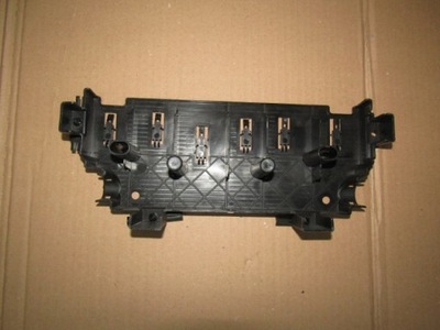 Jaguar f-pace fpace кронштейн кронштейн пластик фото №1