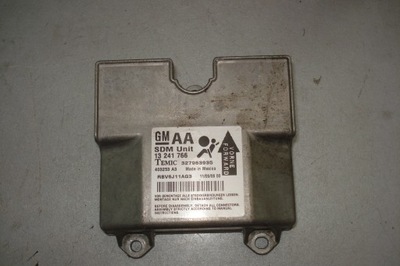 Датчик подушка безпеки opel zafira b 13241766aa фото №1