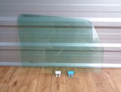 Скло бічна права двері права wrangler gladiator фото №1