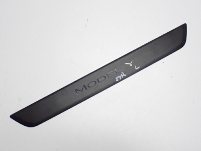 Молдинг накладка поріг поріг лівий перед 1494301-00-b tesla model y 23r фото №1
