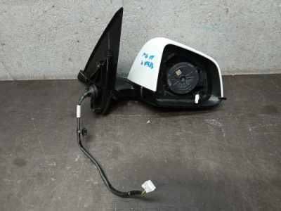 Зеркало правое tesla y 11pin фото №1