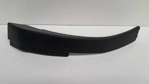 Land range rover evoque молдинг ліва бампер задня фото №1