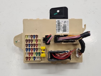 Kia optima iii коробка предохранителей 91950-2t080 фото №1