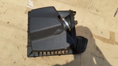 Корпус фільтра повітря opel astra j iv 13311896 фото №1