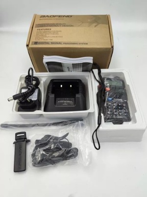 KRÓTKOFALÓWKA BAOFENG UV-5R KOMPLET