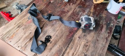 Volvo xc60 ii pas безопасности правый перед передний 32149082 europa фото №1