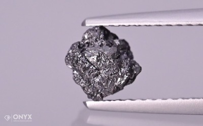 Diament czarna bryłka 6x5 mm