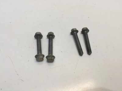 Skoda scala 2019 болты подвеска рычагов перед фото №1