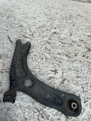 Leon iii lift golf vii важіль правий перед 5q0407152l фото №1