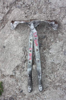 Петлі капот ml w163 рестайлінг фото №1