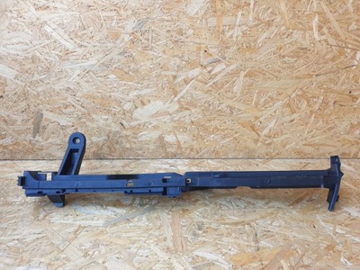 Volvo xc40 молдинг кронштейн підлога багажника ліва 32353331 фото №1