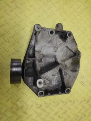 Opel zafira b 1.9 cdti кронштейн кронштейн 55191339 фото №1