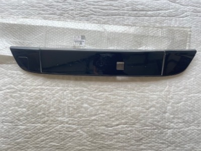 Nowa oryg. молдинг рамка накладка pod номерной знак peugeot 3008 i lift 13-16 перед фото №1