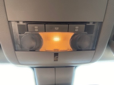 Opel astra h fl 07-14 освещение кабины лампа внутренняя потолочная фото №1