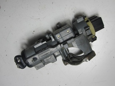 Замок запалювання з ключ mazda premacy 2001r фото №1