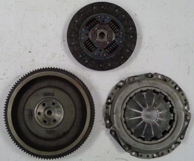 Kia ceed i 07 r 1.6 набір зчеплення колесо маховик фото №1