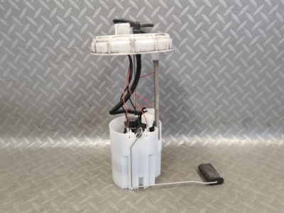 Помпа насос топлива adam 1.2 1.4 оригинал 13356924 фото №1