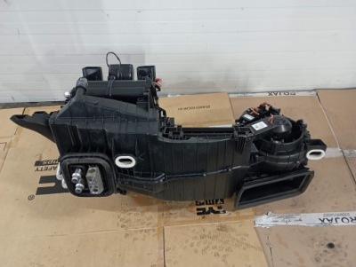 Mercedes w156 2.2 cdi обігрівач європа a2468301802 фото №1