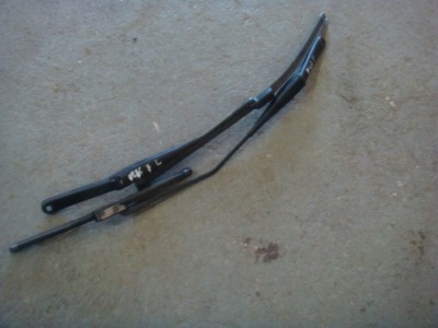 Ford fiesta mk7 рычаг дворники перед левая правое фото №1