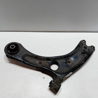 Kia sportage iv 15- рычаг правый передний перед фото №1