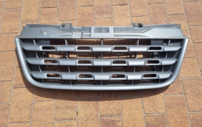 Renault master 10- 14 решітка радіатора оригінал фото №1
