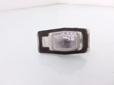 2000 mazda 323 f лампа номерного знака реєстраційний v183 фото №1