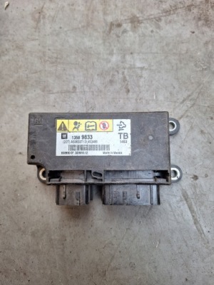 Opel insignia a датчик модуль подушек подушка безопасности 13589833 фото №1