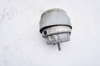 Кронштейн подушка 4f0199382d audi a6 c6 2.7 tdi фото №1