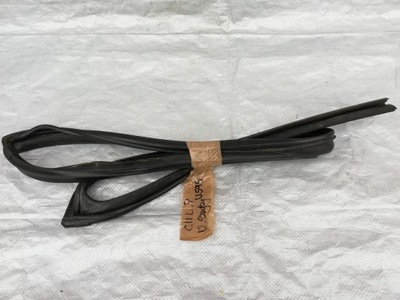 Прокладка скло двері лівий перед kia ceed ii 12-17 фото №1