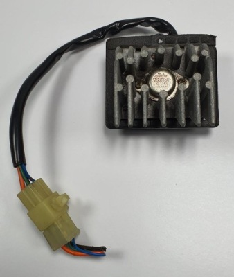 Резистор резистор jaguar xjr x300 077800-0321 фото №1