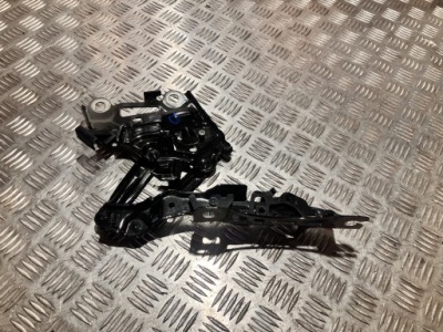 Петля капот правий bmw x1 u11 22- фото №1