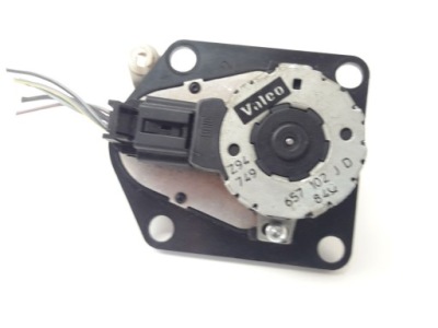 Моторчик отопителя opel vectra b 657102jd фото №1