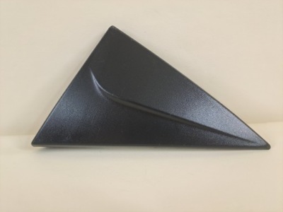 Sandero iii 3 stepway 21r треугольник крышки задняя правый фото №1