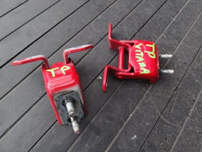 Suzuki vitara iii 2016 петлі двері правий задня kpl фото №1