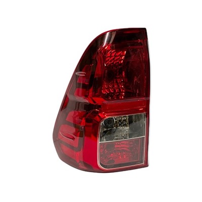 NOWA LAMPA TYLNA TOYOTA HILUX 15- LEWA