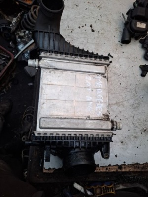 Merceses 2,0 amg радиатор интеркулер фото №1