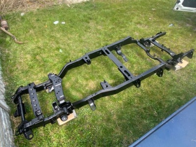 Hummer h2 03-09r рама кузов оригінал oem фото №1