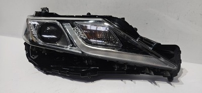 Лампа правий перед toyota camry viii 17-22 оригінал фото №1