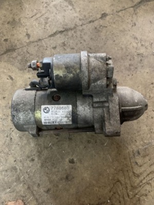 2007 bmw x5 e70 стартер 7788680 фото №1