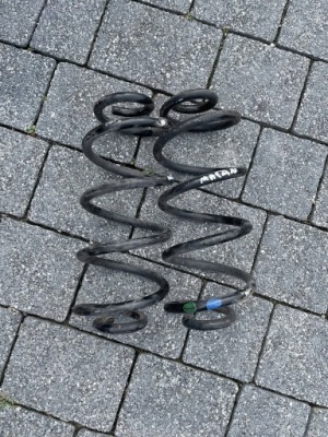 Пружины задняя porsche macan фото №1