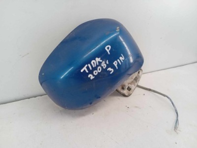 Зеркало правое передние nissan tiida 3 pin фото №1