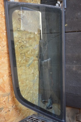 Audi a3 8l 3d стекло кузовная правая фото №1