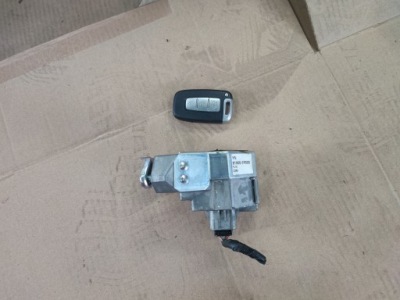 Hyundai ix20 блокування керма засувка замок запалювання + ключ фото №1