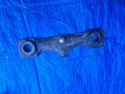 Volkswagen оригинальный номер 5q0827517d засов крышки фото №1