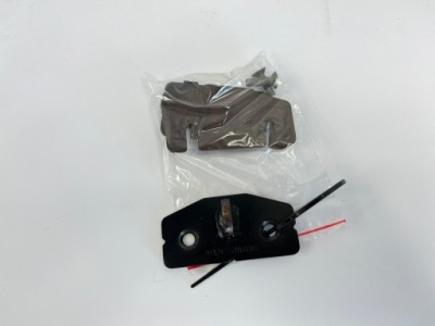 Засувка шкворень zapinania zmykania дах mercedes r129 sl w124 cabrio фото №1